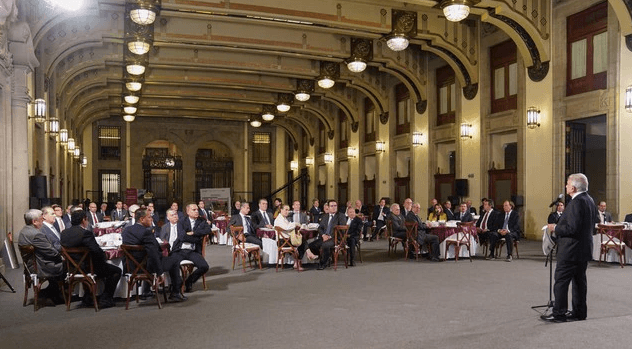 Cena en Palacio Nacional, inyección de capital para Sinaloa