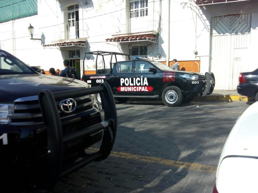 Mujer intenta ingresar droga al Cereso de Tecamachalco