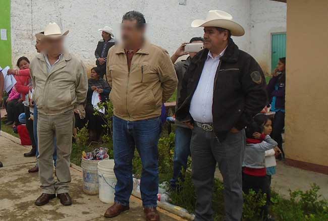 Por Covid, reportan grave al diputado por Huauchinango Miguel Acundo