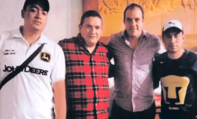  La fotografía de  Cuauhtémoc Blanco con líderes criminales