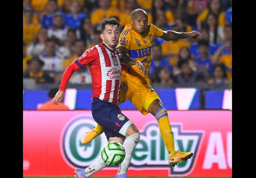 Tigres y Chivas igualan en final de la Liga Mx