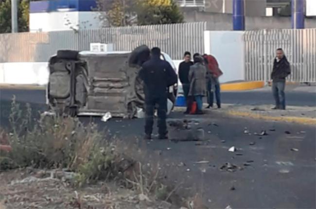 Mañana de accidentes automovilísticos en Puebla