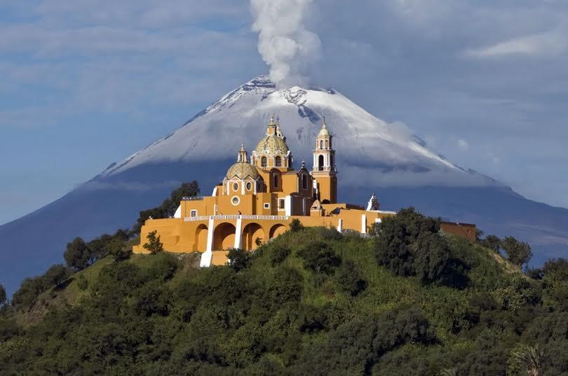 San Pedro Cholula: Talavera, historia y cultura