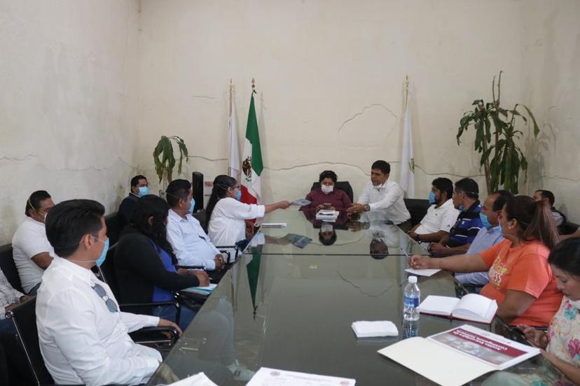 Pérez Popoca establece acciones de prevención de COVID19 con ediles auxiliares