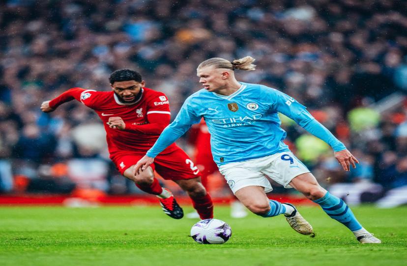 Liverpool y City terminan tablas y benefician al Arsenal