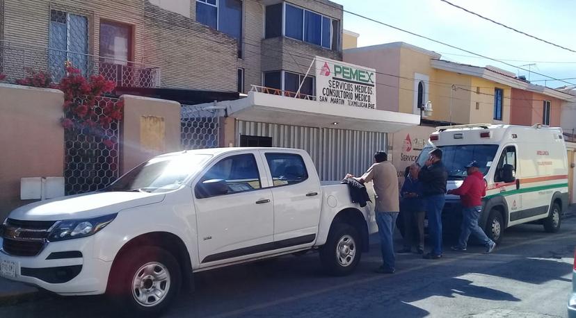 Denuncian mal servicio y falta de medicamentos en clínica de Pemex