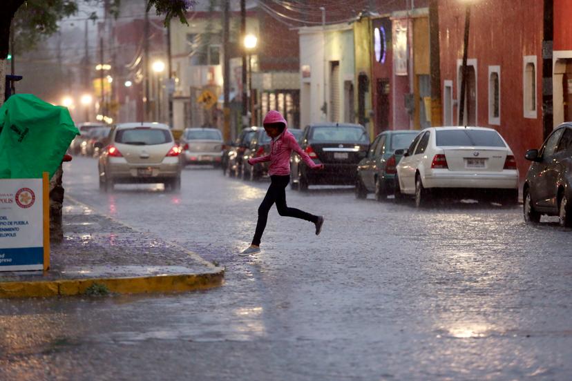 Por comenzar temporada de tormentas y huracanes en México