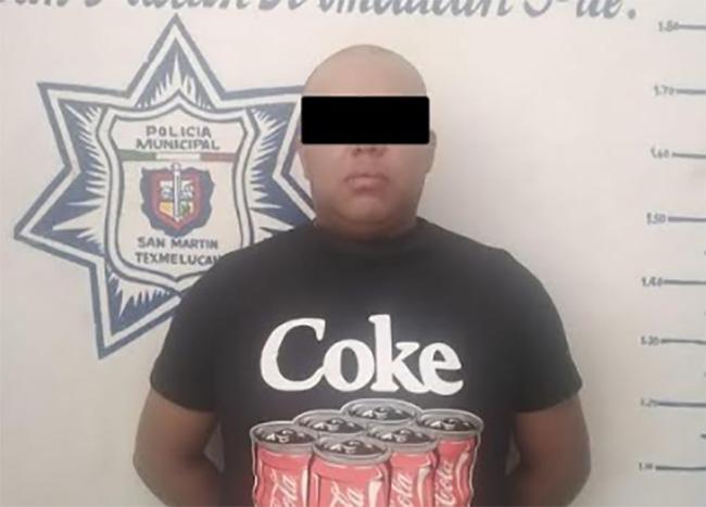 Le aseguran a Jordy 30 envoltorio de cocaína en Texmelucan