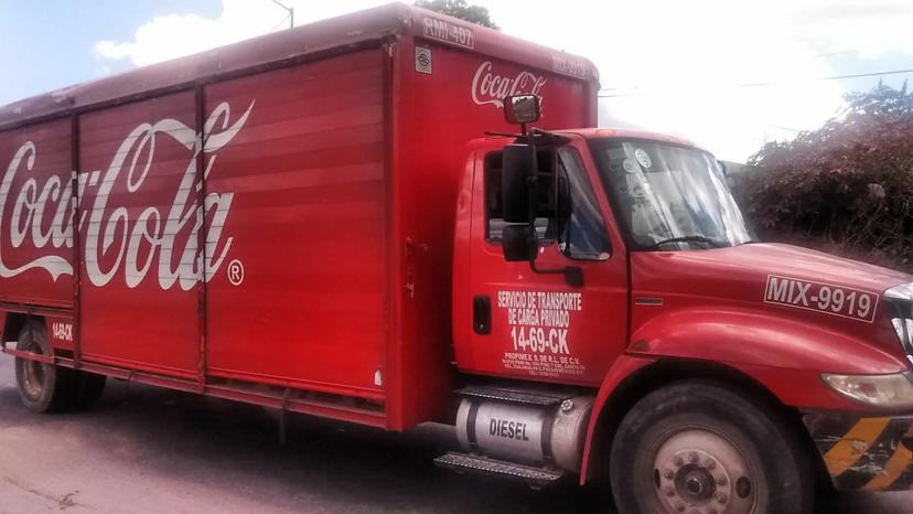 Coca Cola, Sabritas, La Costeña, clientes del hampa en Chiautzingo