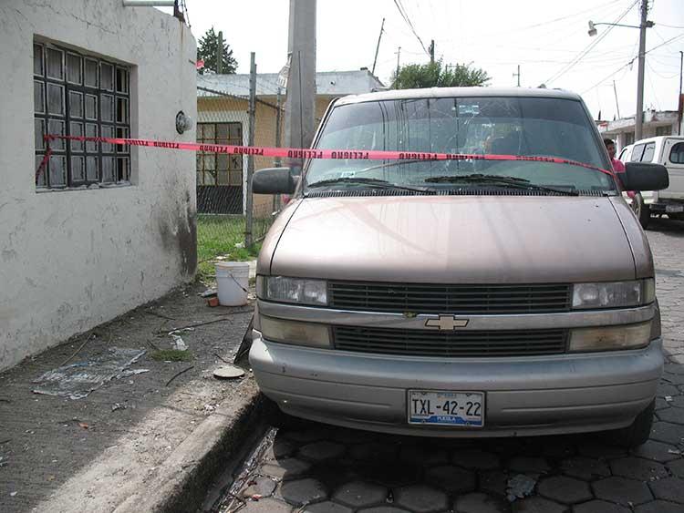 Explotan cohetones en fiesta patronal de San Andrés Cholula