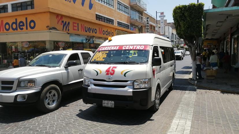 Baja afluencia en transporte público por Covid-19 en Tehuacán