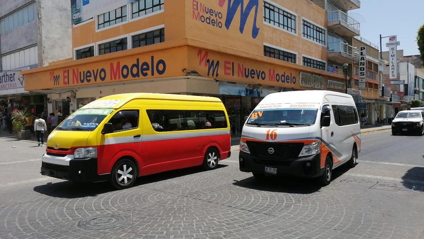 Médicos y enfermeras no pagarán pasaje en Tehuacán por contingencia