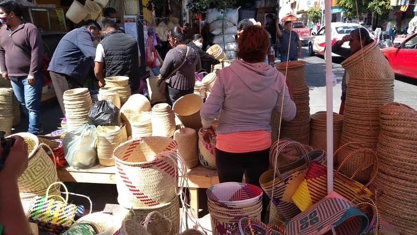 En Atlixco anuncian reglas para comercio por temporada navideña