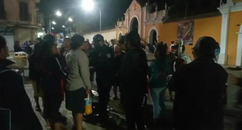 Ambulantes se confrontan en pleno centro de Tehuacán