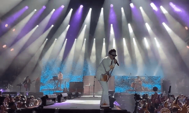 Super concierto de Drake Bell y Belinda en el Teatro del Pueblo de la Feria de Puebla