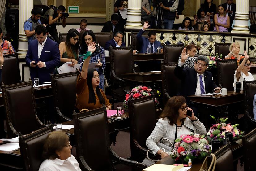 Más de 4 mdp pagará el Congreso por telefonía e internet