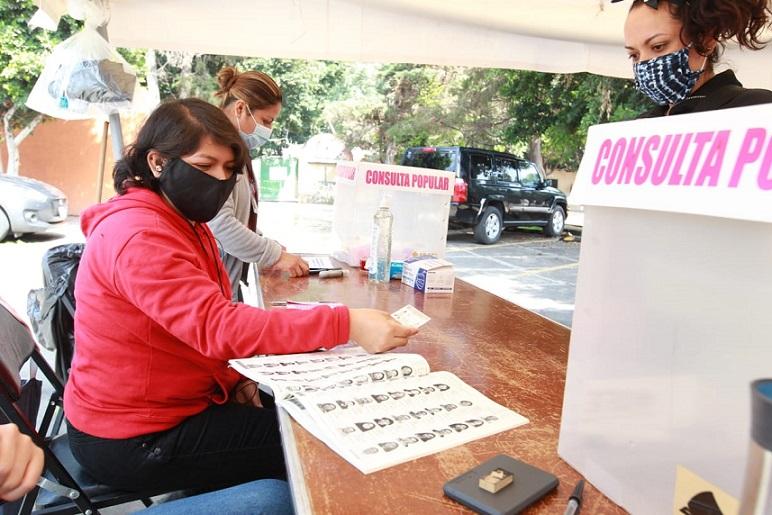 Con apenas 7% de participación gana el Sí en consulta en el país