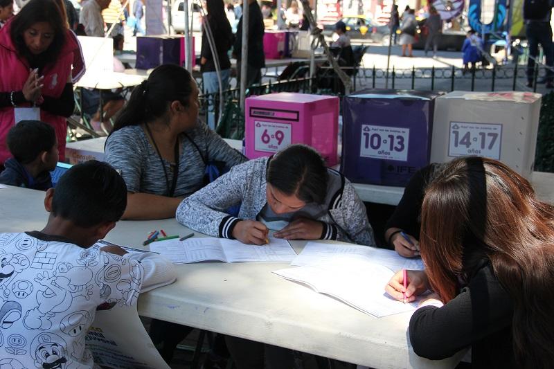 Medio ambiente y adicciones, temas de la Consulta Infantil del INE