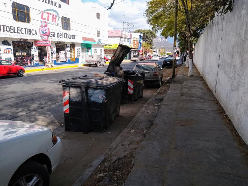 Desechan una tonelada de cubrebocas diariamente en Tehuacán