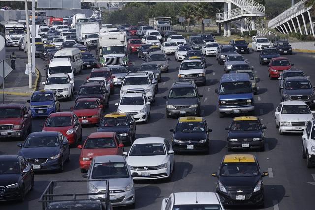 Suspenden por 2 semanas plazos para control vehicular en Puebla