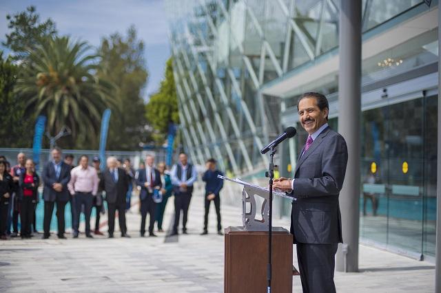 Rector inaugura Centro de Convenciones de la BUAP en CU