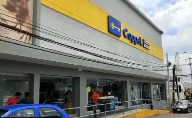 Asaltan Coppel de la 16 de septiembre y se llevan celulares y dinero en efectivo