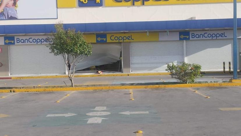 Roban tienda Coppel en Amozoc 