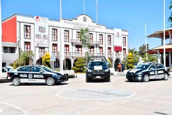 Con patrulla roban Oxxo e intentan arrancar cajero de Coronango