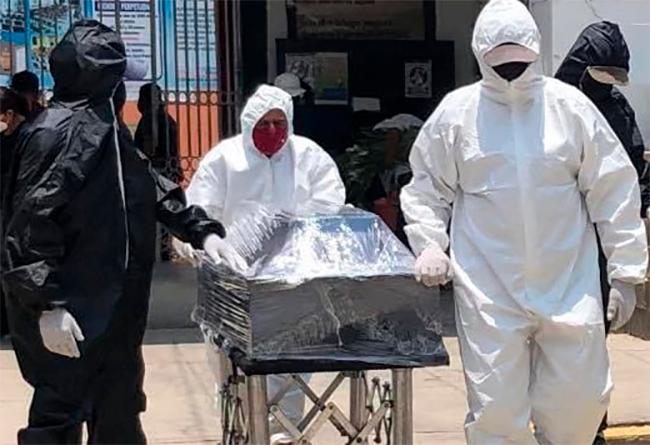 Fallece dentista por covid-19 que había recibido dos dosis de vacuna