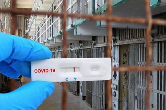 Mujer reclusa da positivo a un contagio de Covid-19 en Puebla