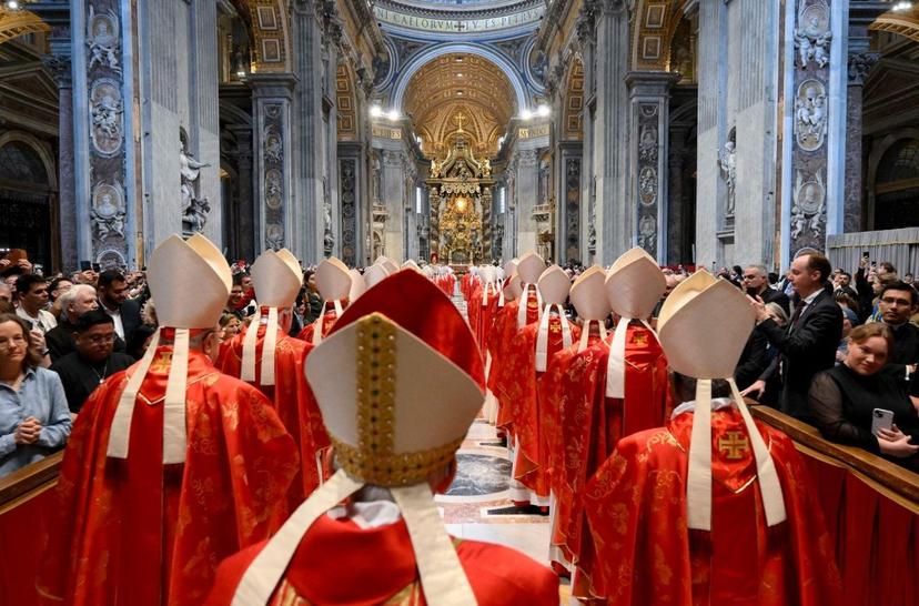 Se debe elegir al Papa de la comunión y la unidad