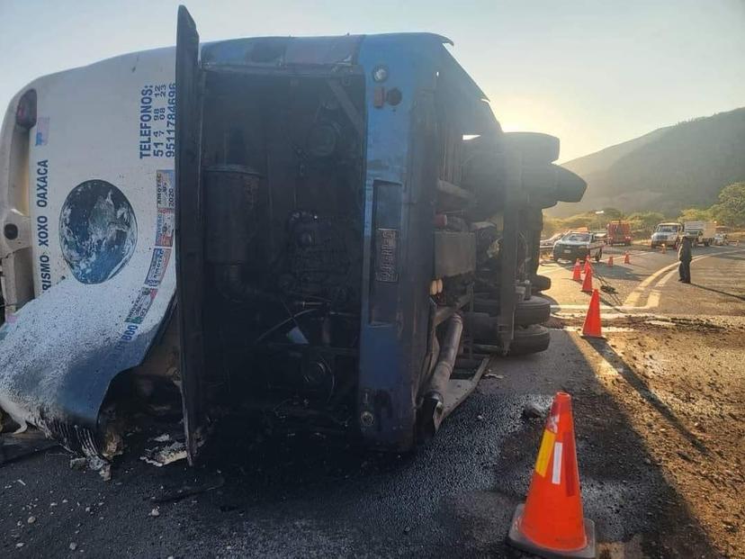 18 migrantes muertos y 33 lesionados, saldo del accidente en la Cuacnopalan-Oaxaca: Céspedes