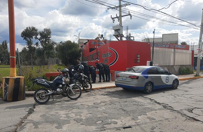 Hallan segundo cadáver en canal de aguas negras en Texmelucan