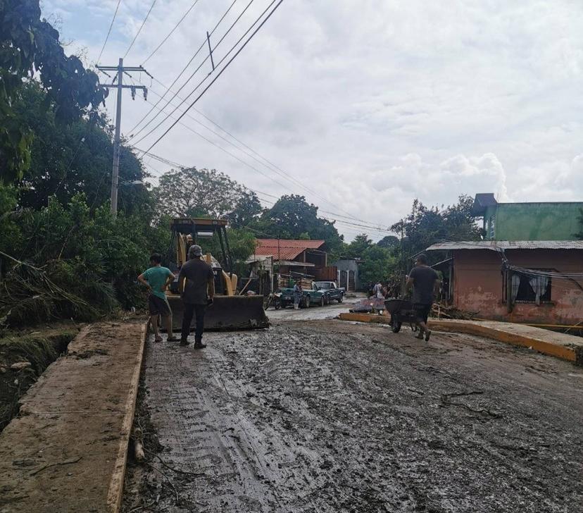 Confirma Céspedes reubicación de 17 casas en Venustiano Carranza por impacto de Otis