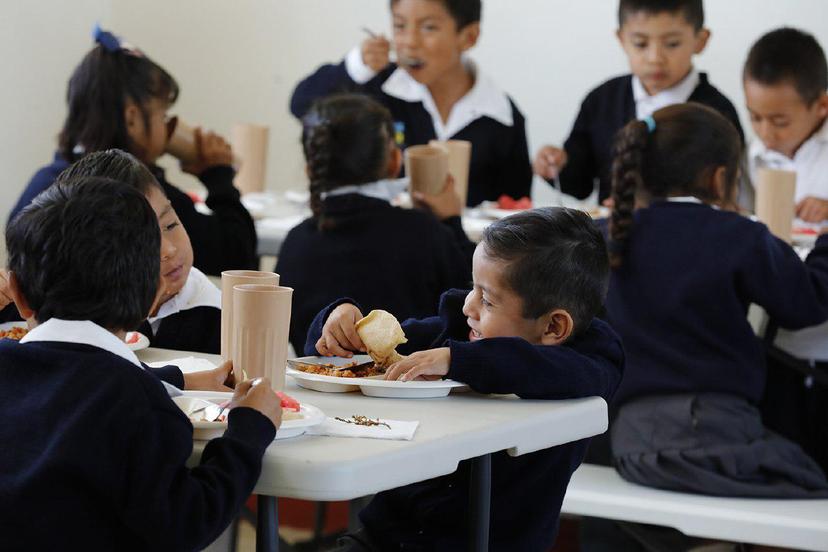 Amplía SMDIF cobertura de Desayunos Calientes en la capital