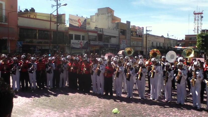 Solo 20 escuelas participaran en el desfile en Izúcar