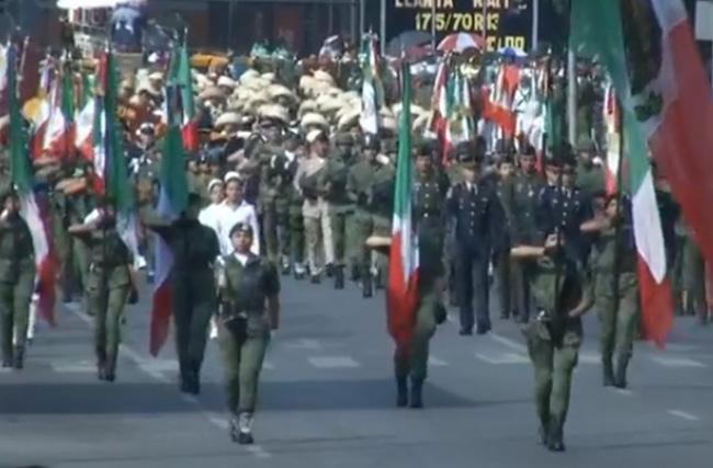 VIDEO Disfruta el tradicional Desfile del 5 de Mayo