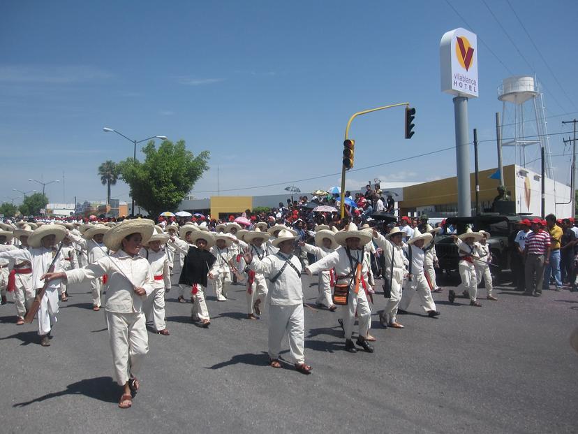 Preparan Tehuacán y Ajalpan desfile para conmemorar la Revolución Mexicana 