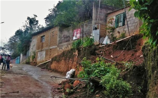 Se registran deslaves por lluvias en Tochimilco