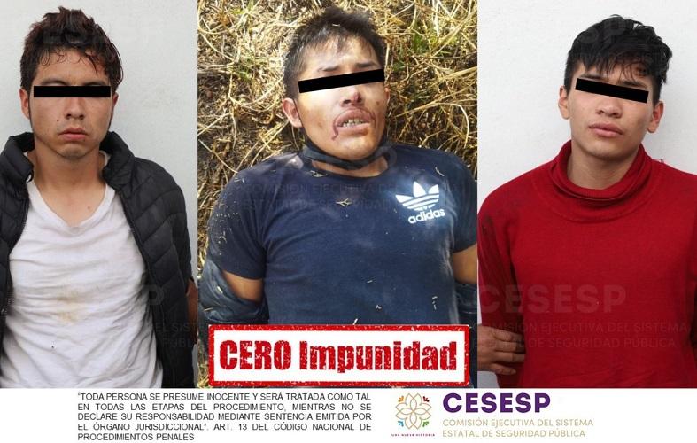 Tras persecución, caen 3 poblanos en Tlaxcala con 2 Tsurus robados