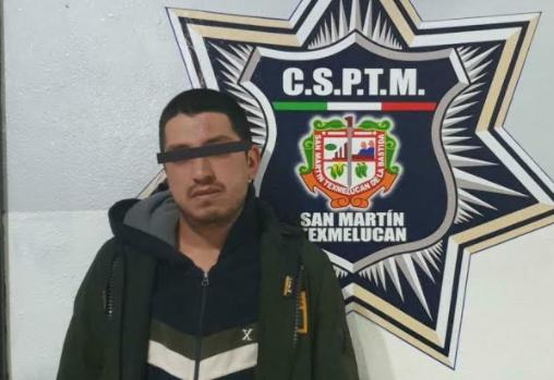 Tras persecución aseguran a sujeto con pistola y moto robada en Texmelucan