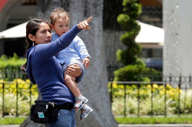 Madres solteras, así pueden obtener su beca Conacyt