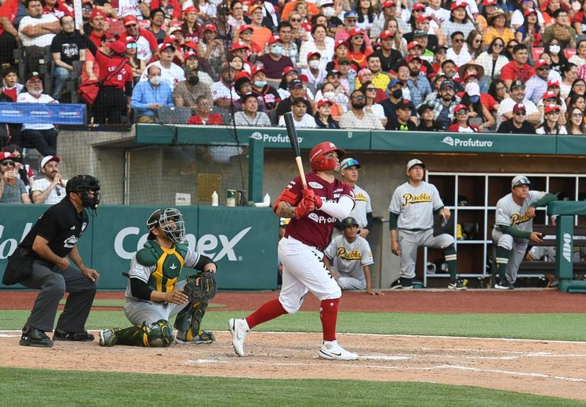 Gamboa le da la serie a Diablos sobre los Pericos