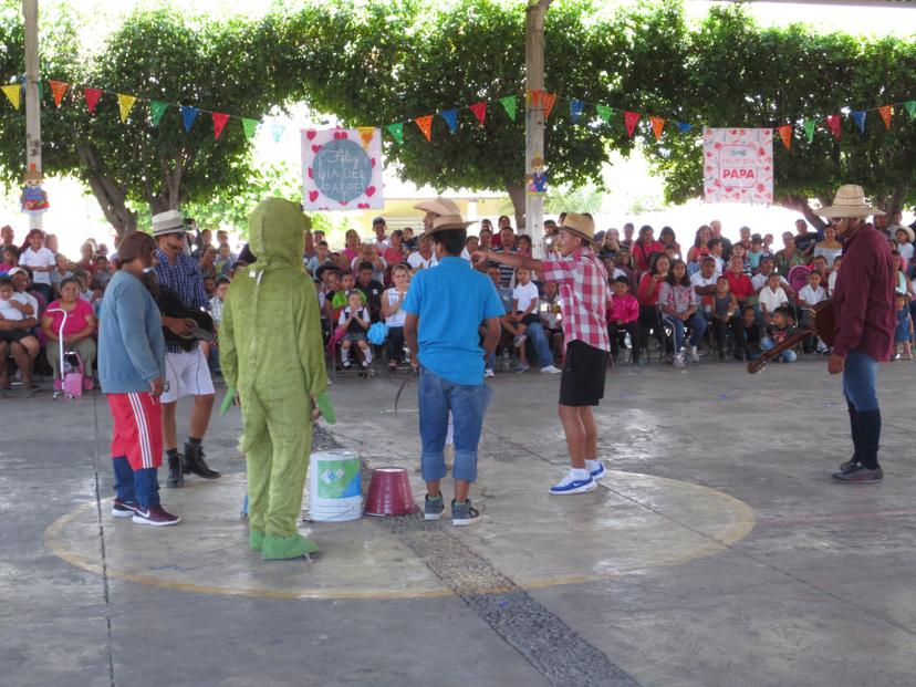 Cobra fuerza celebración del día del Padre en la Mixteca