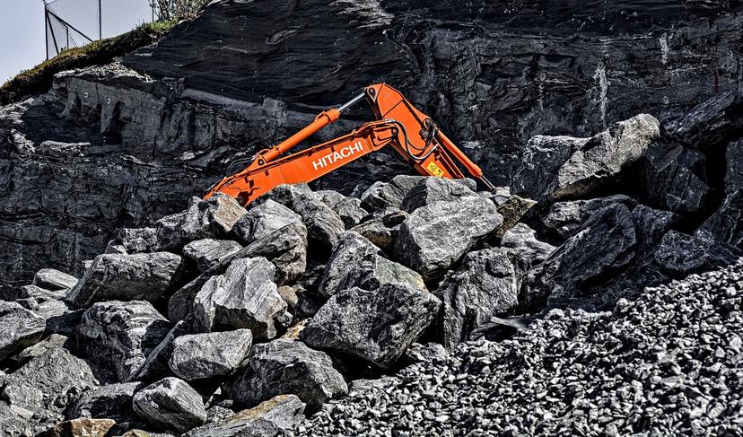 Cae actividad industrial, Puebla cae al tercer sitio en Minería