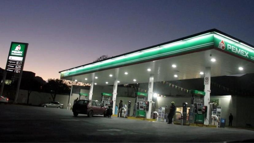Gasolineras Pemex en Puebla solo recibieron 35% del abasto necesario  