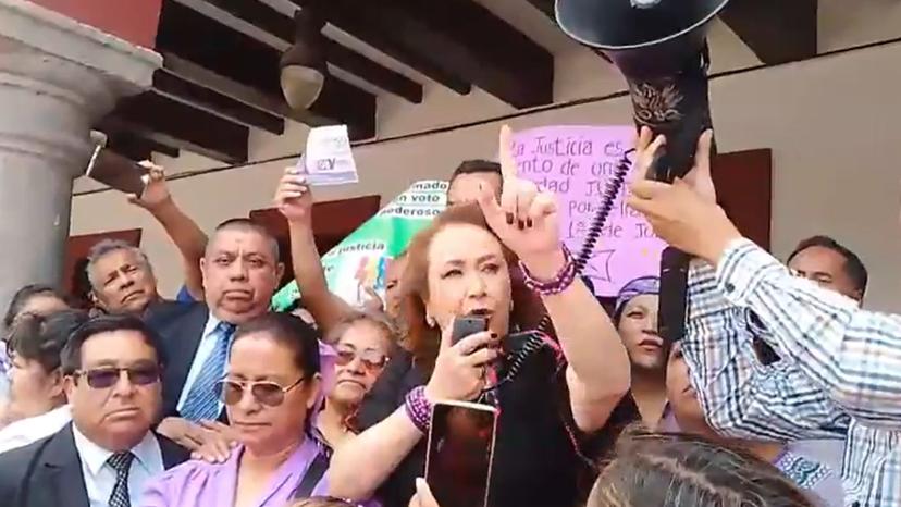 Yasmín Esquivel pide a poblanos cambiar y rechazar al actual Poder Judicial