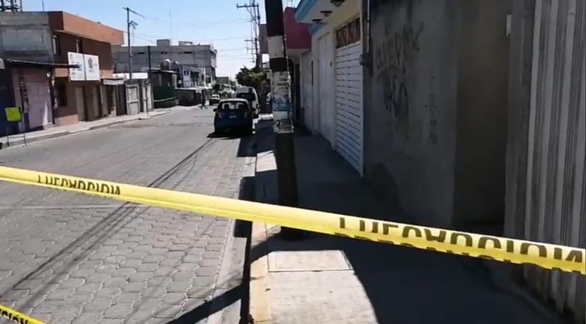 Sicarios les disparan y se salvan al entrar a Bodega Aurrera de Tehuacán