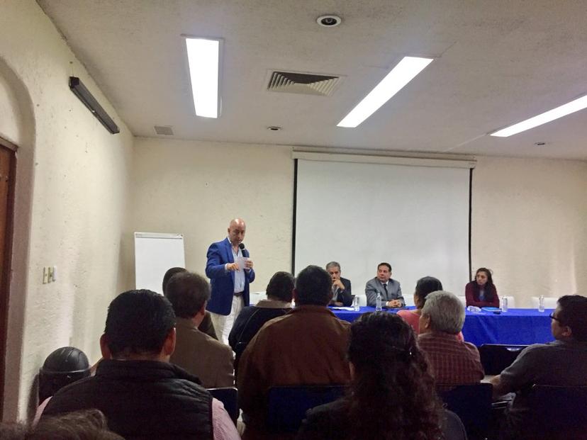 Asiste Sosapach a taller sobre gestión del agua en política pública