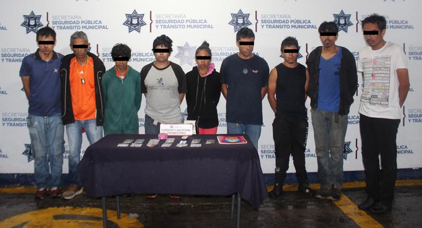 Detienen a banda de narcomenudistas y a compradores